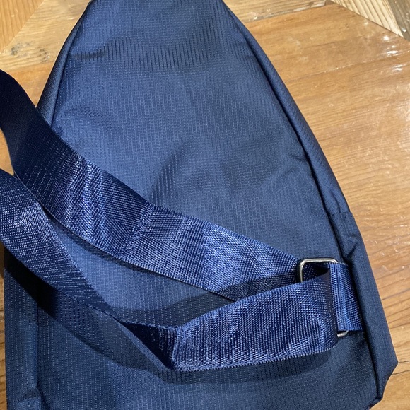 NEW Westend Multipurpose Crossbody Sling Nylon Bag - Picture 4 of 8